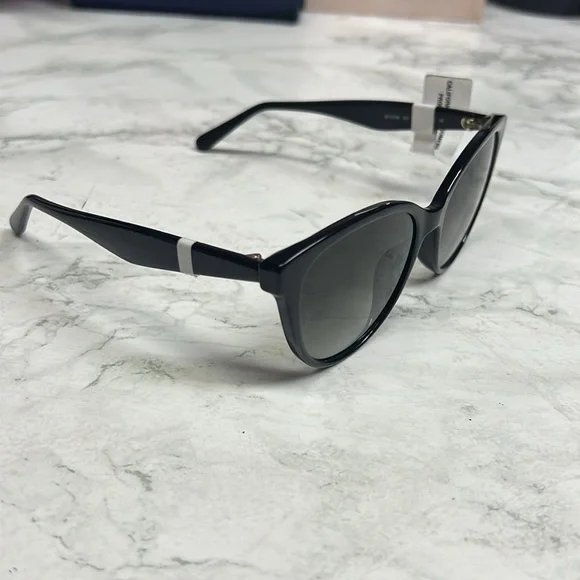 Salvatore Ferragamo Women's Black Cat Eye Sunglasses SF1073S001 Italy - Picture 3 of 5